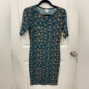 Lularoe size XS Julia Dress Green Feathers
